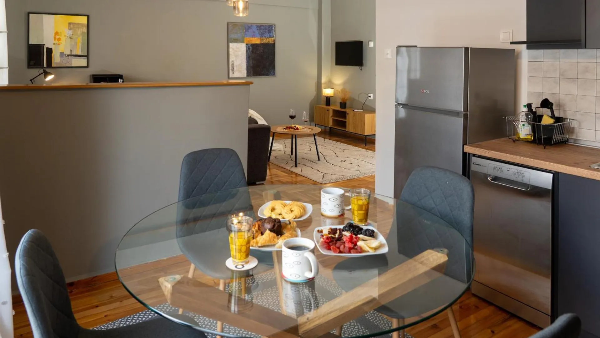Prime Location - 2 Bd Boutique Apartment Salonicco 0*,