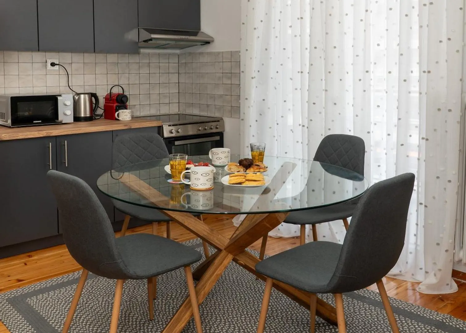 Prime Location - 2 Bd Boutique Apartment Salonicco
