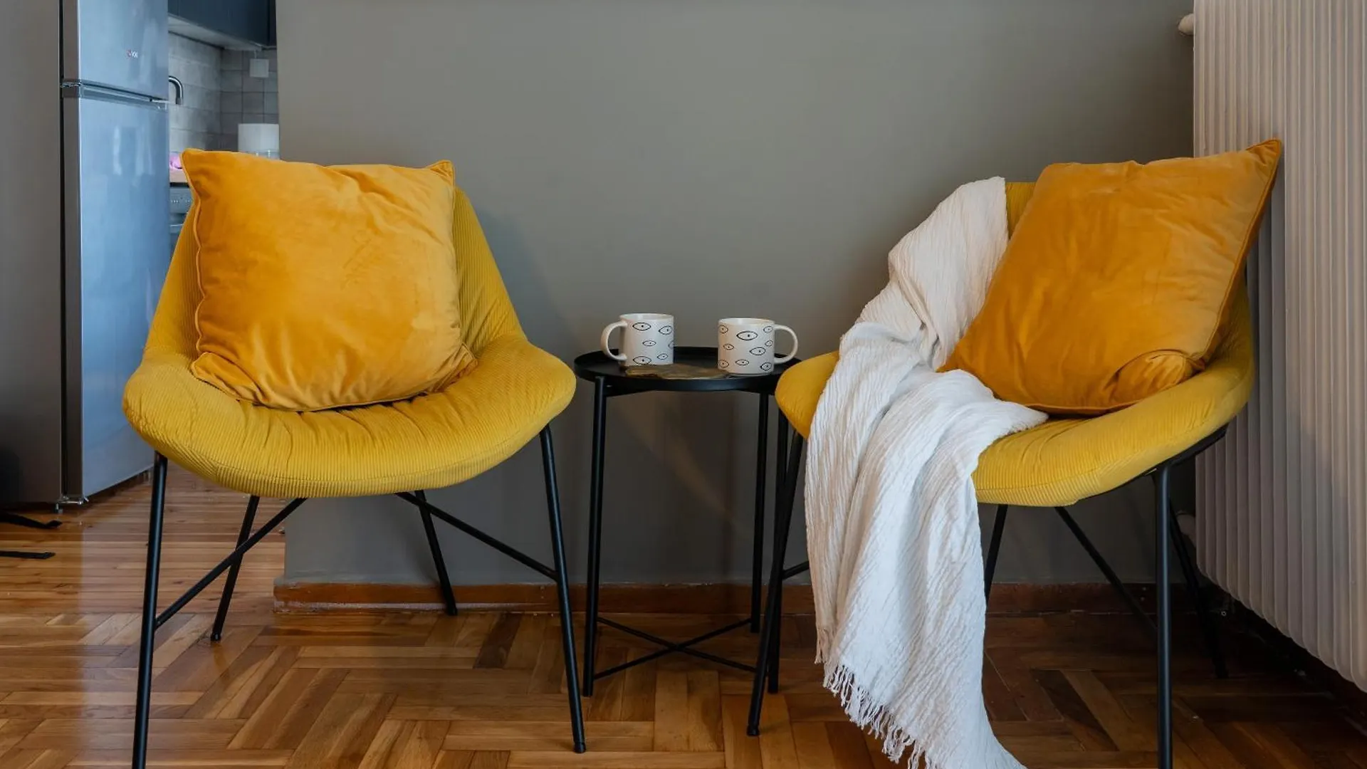 Prime Location - 2 Bd Boutique Apartment Salonicco