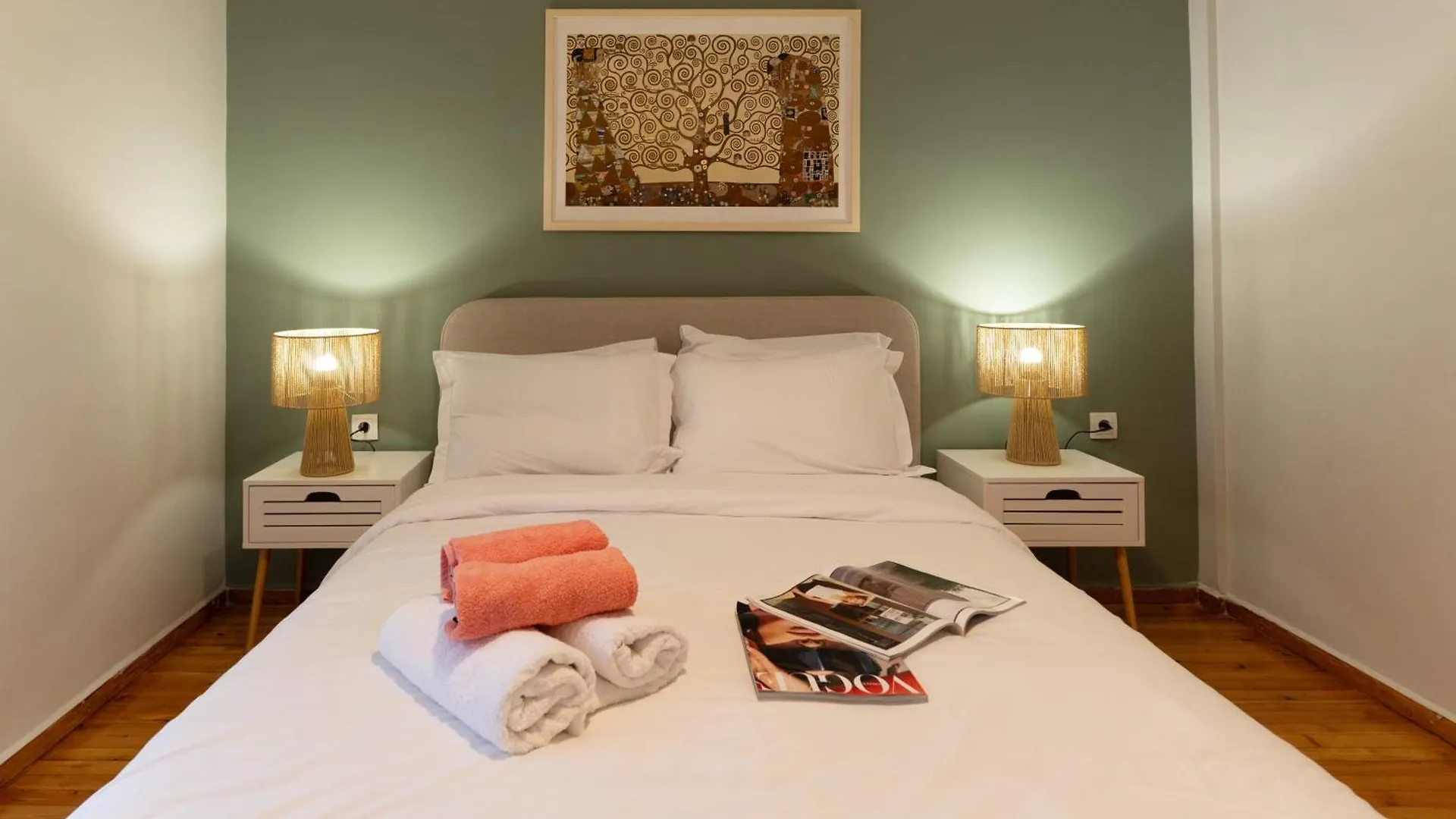 Prime Location - 2 Bd Boutique Apartment Salonicco